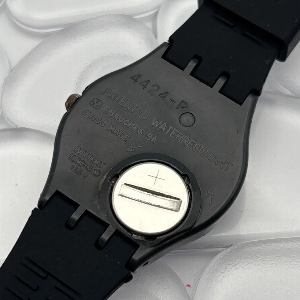 Swatch watch ga101